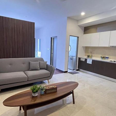 Silverscape Seaview Residences Melaka Екстериор снимка